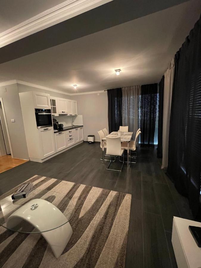 Apartments Prestige Petrcane Ngoại thất bức ảnh