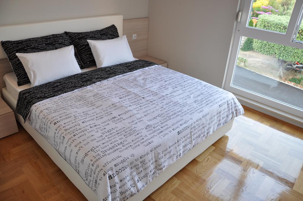 Apartments Prestige Petrcane Ngoại thất bức ảnh