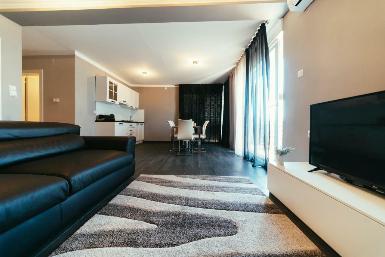 Apartments Prestige Petrcane Ngoại thất bức ảnh